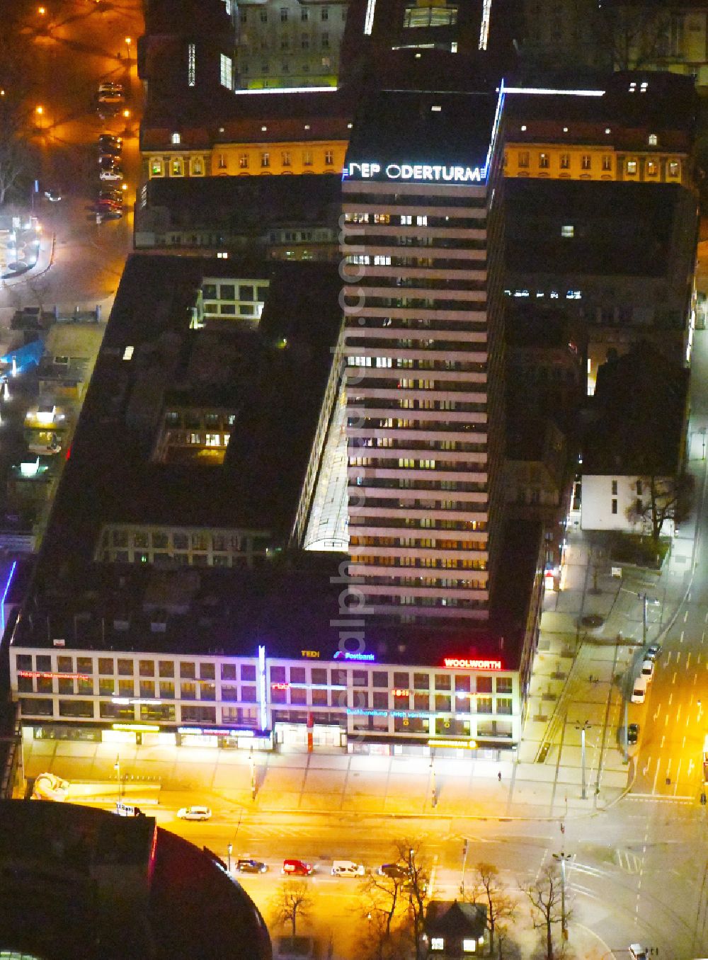 Frankfurt (Oder) at night from the bird perspective: Night lighting high-rise buildings Der Oderturm on Logenstrasse in Frankfurt (Oder) in the state Brandenburg, Germany