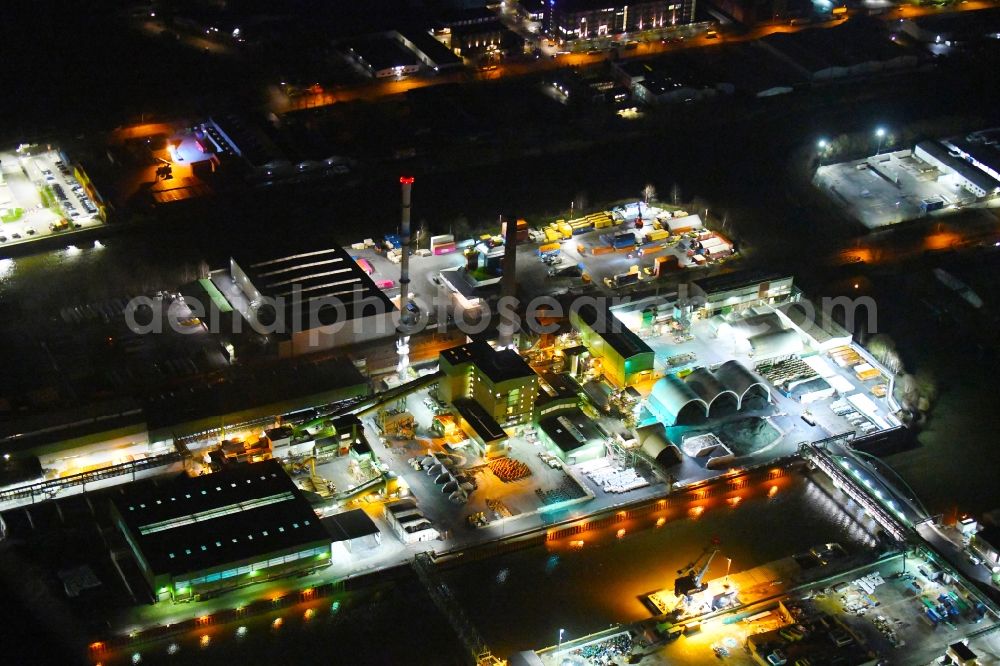 Hamburg at night from above - Night lighting industrial and commercial area Mueggenburger Strasse - Georgswerder Bogen in the district Veddel in Hamburg, Germany