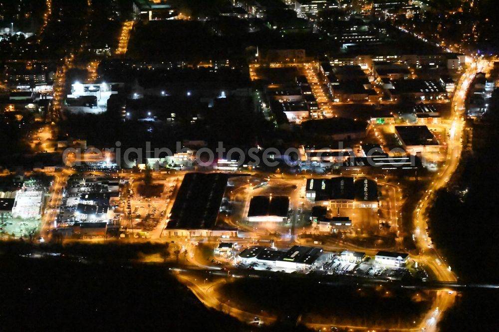 Aerial photograph at night Potsdam - Night view industrial and commercial area GIP Gewerbe im Park in the district Babelsberg in Potsdam in the state Brandenburg