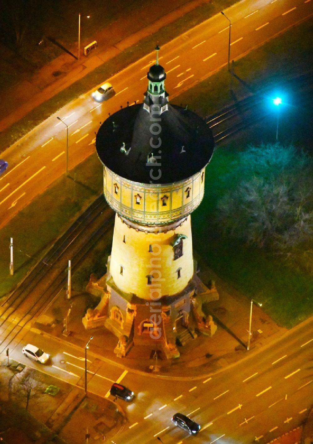 Aerial photograph at night Halle (Saale) - Night lighting Building of industrial monument water tower North in Halle (Saale) in the state Saxony-Anhalt, Germany