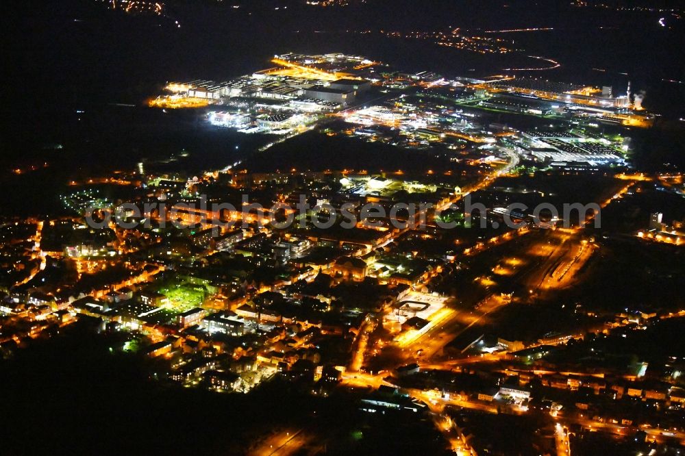 Haldensleben at night from the bird perspective: Night lighting Down town area in Haldensleben in the state Saxony-Anhalt, Germany