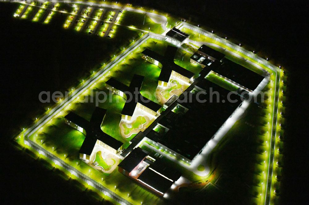 Großbeeren at night from above - Night lighting prison Heidering Grossbeeren in Teltow-Flaming in Brandenburg