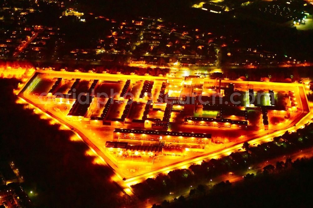 Aerial image at night Köln - Night lighting prison grounds and high security fence Prison on Rochusstrasse in the district Ossendorf in Cologne in the state North Rhine-Westphalia, Germany