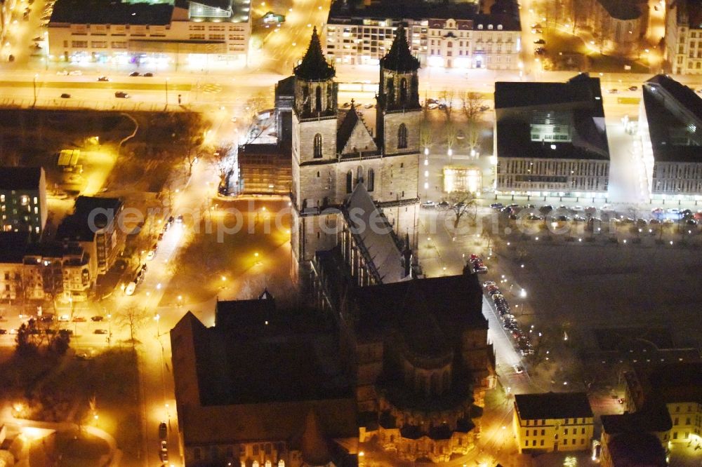 Aerial image at night Magdeburg - Night lighting Church building of the cathedral of Dom zu Magdeburg in the district Altstadt in Magdeburg in the state Saxony-Anhalt