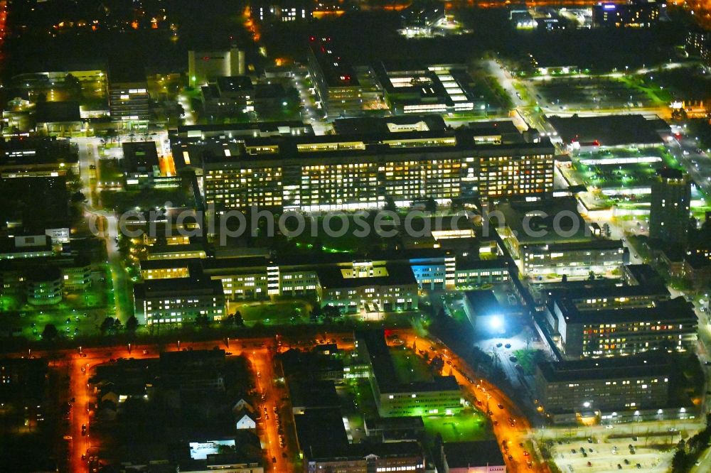 Hannover at night from above - Night lighting Hospital grounds of the Clinic of Medizinische Hochschule Hannover (MHH) on Carl-Neuberg-Strasse in Hannover in the state Lower Saxony, Germany