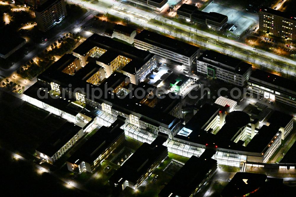 Jena at night from above - Night lighting hospital grounds of the Clinic Universitaetsklinikum on street Erlanger Allee in the district Goeschwitz in Jena in the state Thuringia, Germany