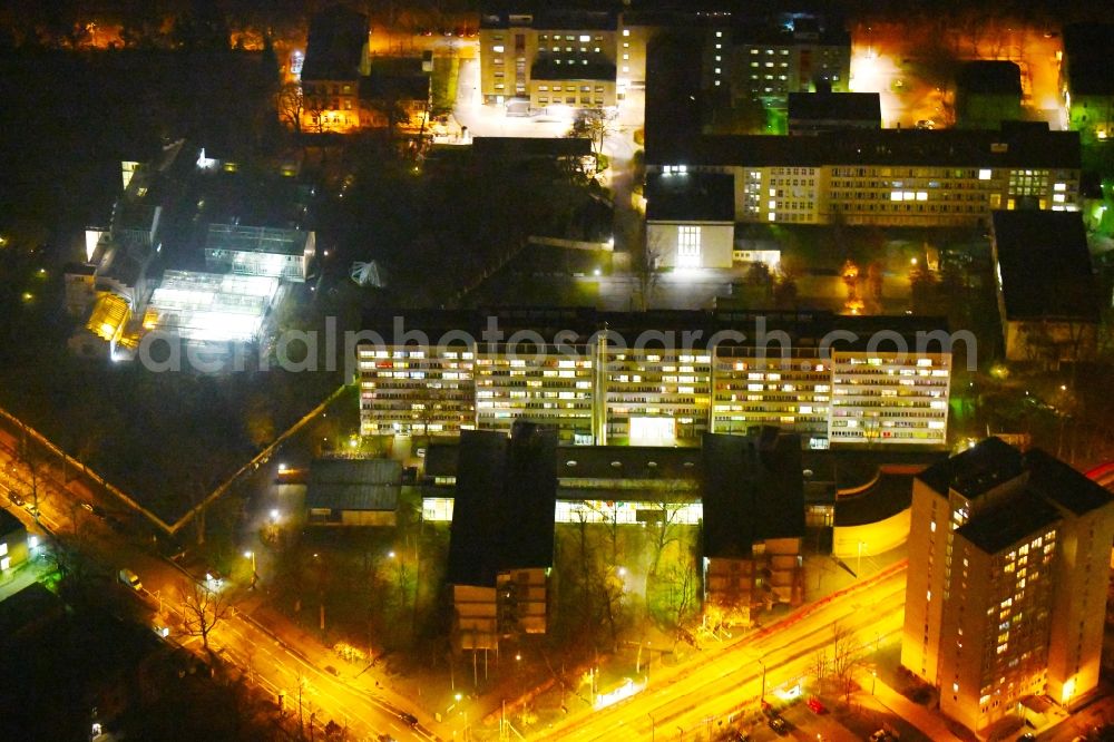 Leipzig at night from above - Night lighting Hospital grounds of the Clinic Universitaetsklinikum Leipzig on Liebigstrasse in the district Mitte in Leipzig in the state Saxony, Germany