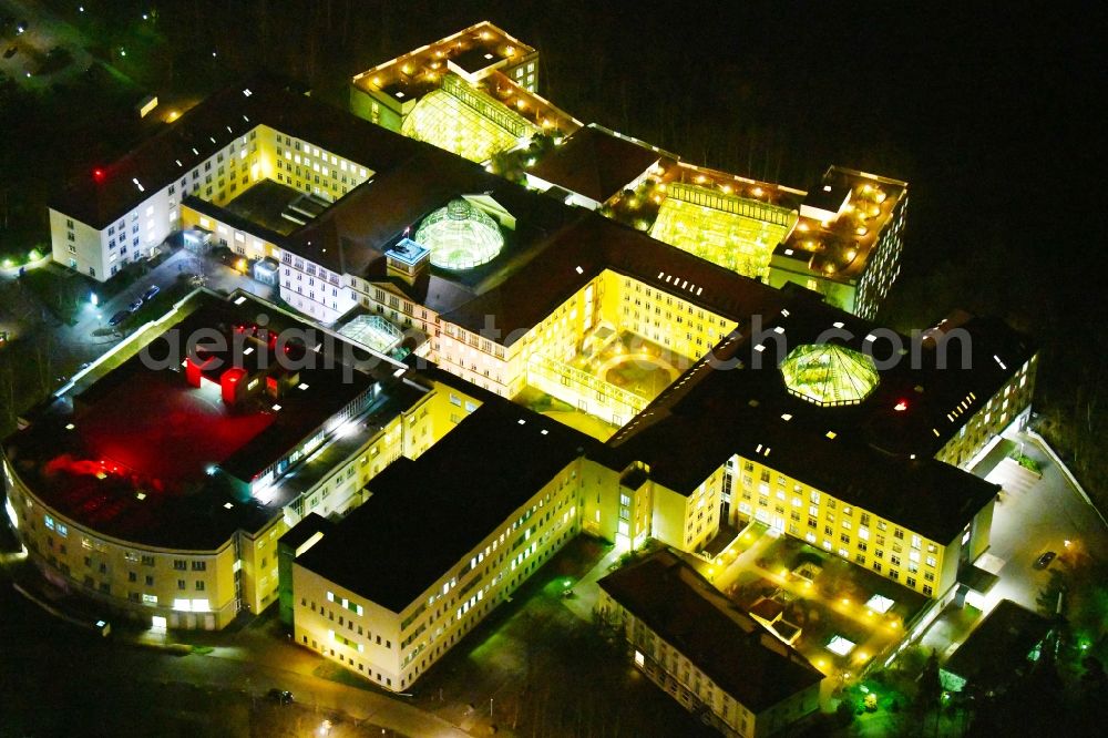 Bad Berka at night from above - Night lighting Hospital grounds of the Clinic Zentralklinik Bad Berka on Robert-Koch-Allee in Bad Berka in the state Thuringia, Germany