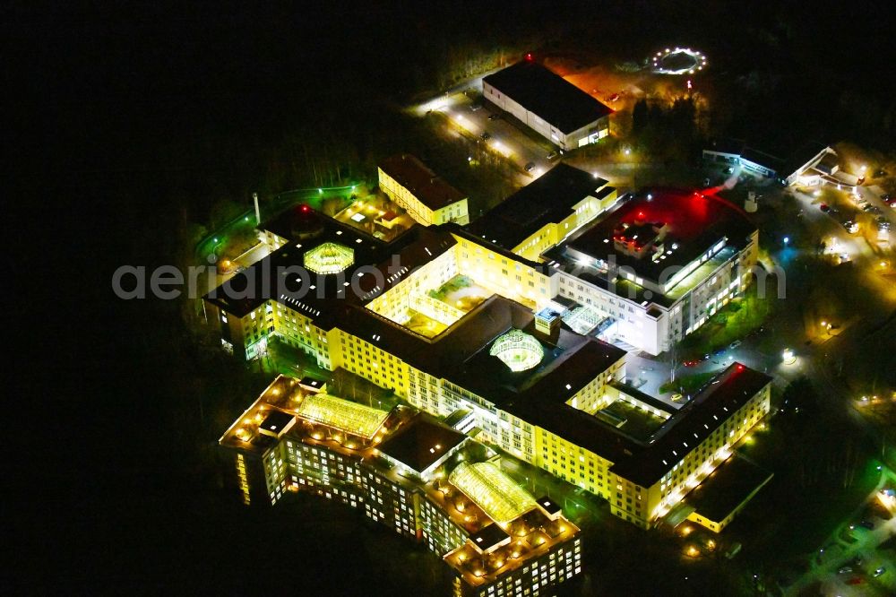 Bad Berka at night from above - Night lighting Hospital grounds of the Clinic Zentralklinik Bad Berka on Robert-Koch-Allee in Bad Berka in the state Thuringia, Germany