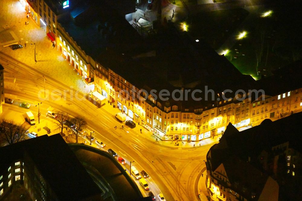 Aerial photograph at night Halle (Saale) - Night lighting Road over the crossroads Am Steintor in Halle (Saale) in the state Saxony-Anhalt, Germany