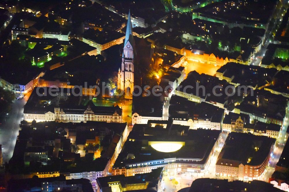 Schwerin at night from above - Night lighting Building of the shopping center Marienplatz Galerie in Schwerin in the state Mecklenburg - Western Pomerania, Germany