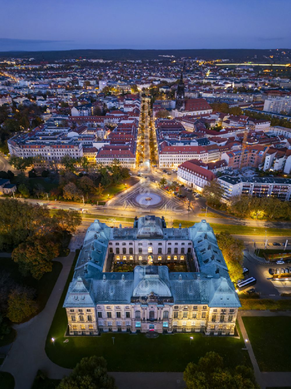 Aerial photograph at night Dresden - Night lighting museum building ensemble Japanisches Palais on place Palaisplatz in the district Innere Neustadt in Dresden in the state Saxony, Germany