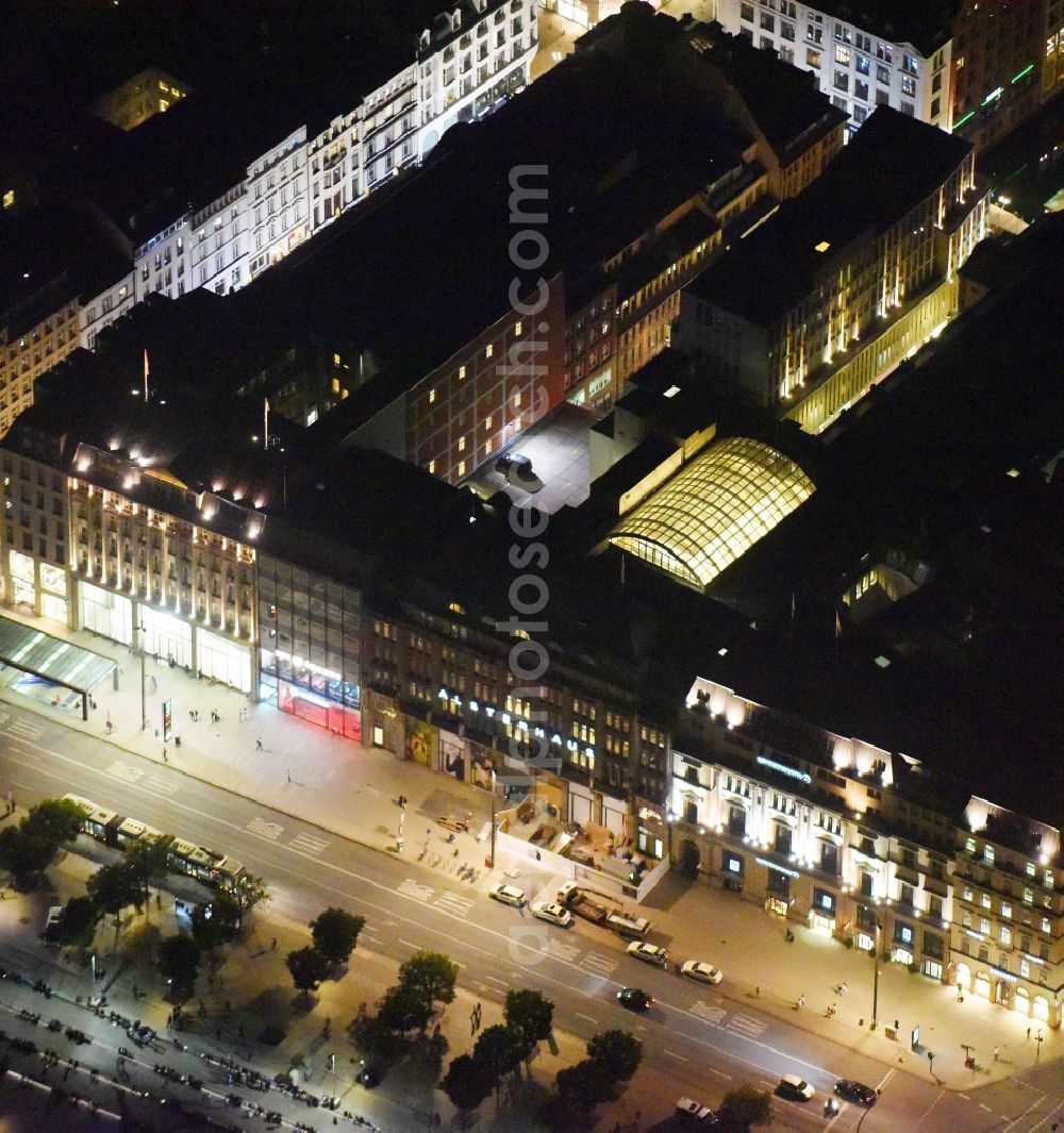 Aerial image at night Hamburg - Night view building of the shopping center Alsterhaus in Hamburg