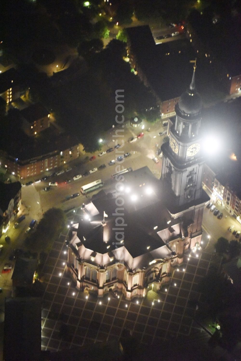 Aerial photograph at night Hamburg - Night view Church building Hauptkirche St. Michaelis on street Englische Planke in Hamburg