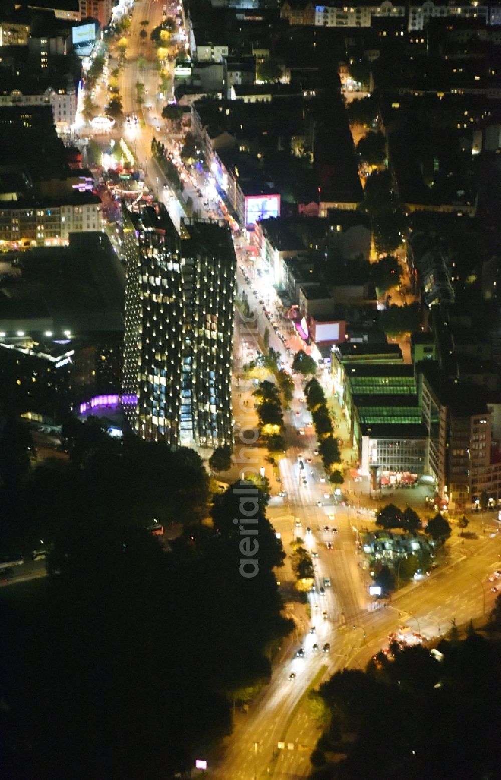 Hamburg at night from above - Night view street guide of famous promenade and shopping street Reeperbahn in Hamburg