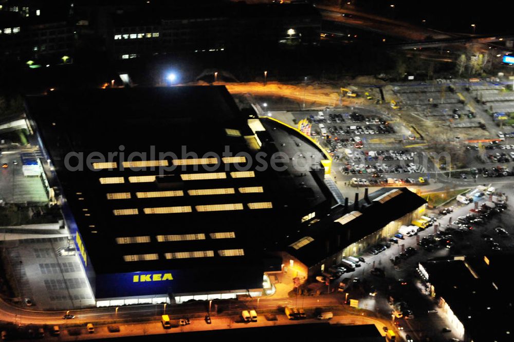 Aerial photograph at night Berlin - Nachtaufnahme: Blick auf das IKEA Einrichtungshaus im Gewerbegebiet in Berlin-Tempelhof. Night shot: View of the furniture store IKEA in Berlin-Tempelhof.