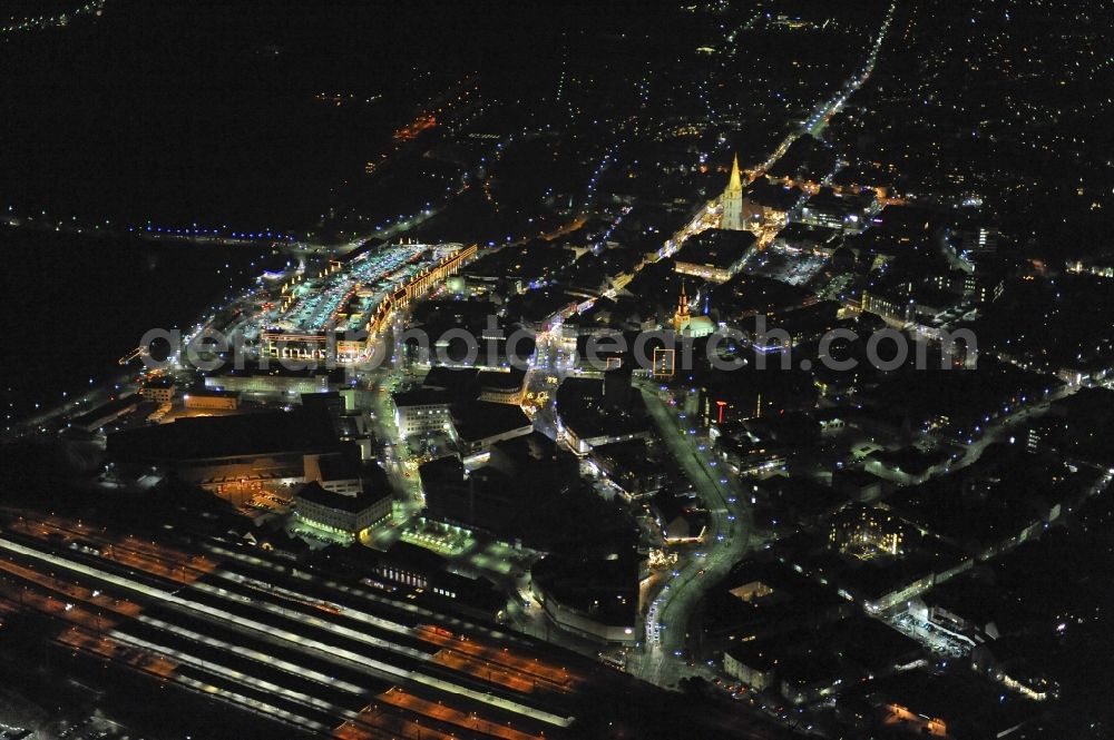 Hamm at night from the bird perspective: Night view of the city center with Christmas Market at the Church of St. Paul's Church at the Heinrich Kleist Forum in Hamm in North Rhine-Westphalia