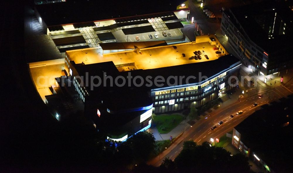 Hamburg at night from the bird perspective: Night view of the Supermarket Kaufland at the Stresemannstrasse in Hamburg Bahrenfeld