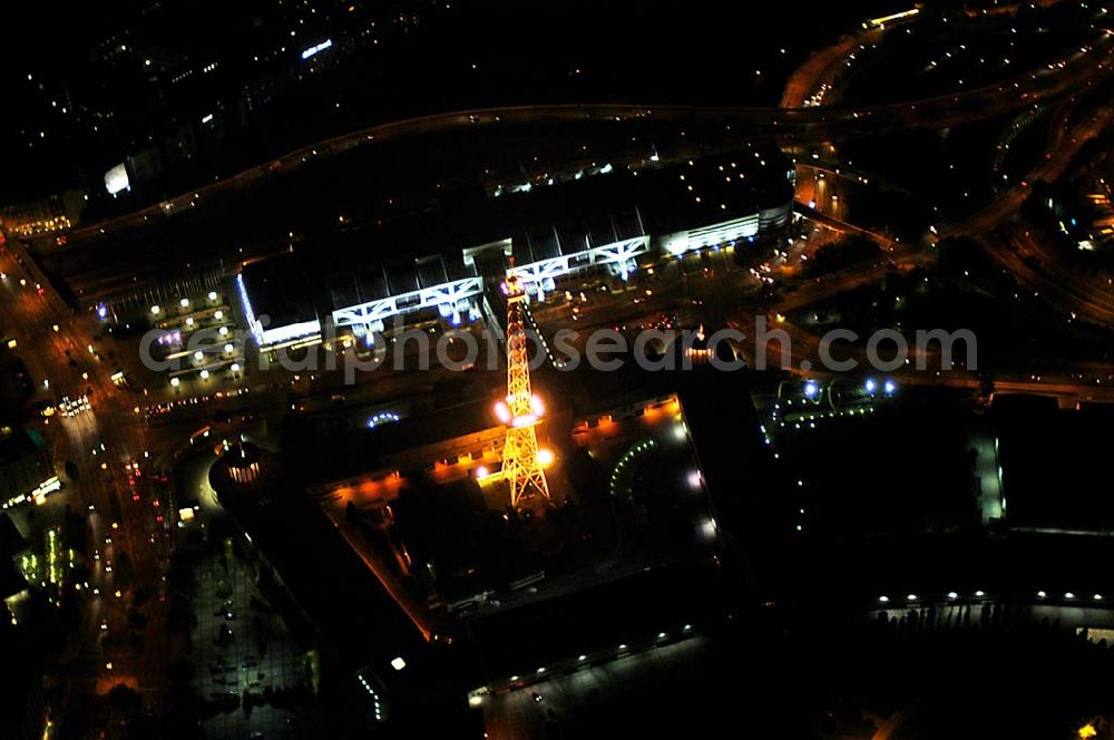 Berlin at night from above - Blick auf den Berliner Funkturm und das Messegelände mit dem ICC bei Nacht.