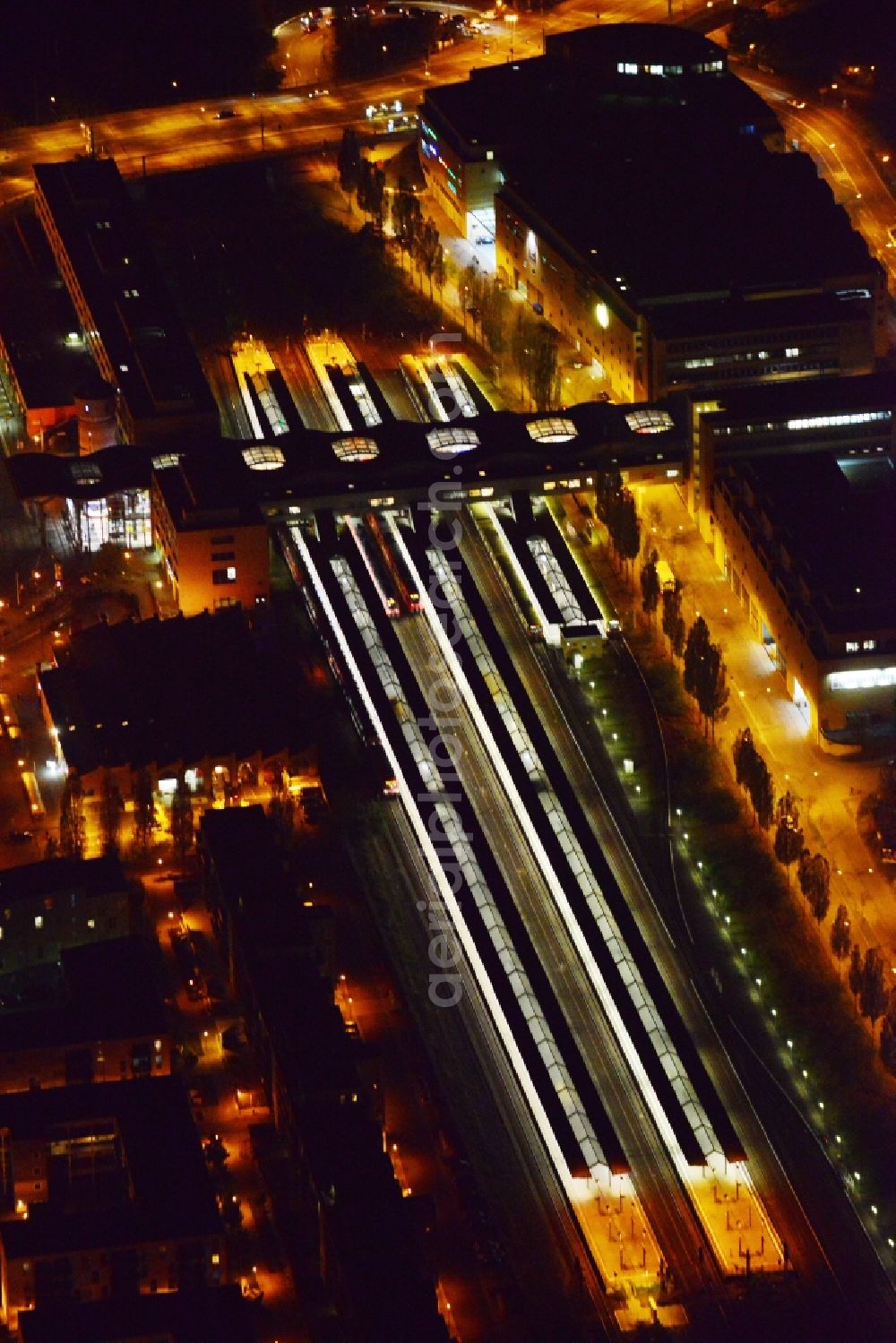 Aerial photograph at night Potsdam - Night aerial image of the main station in Potsdam in the state Brandenburg