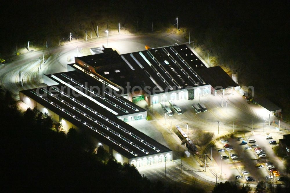 Frankfurt (Oder) at night from above - Night lighting Tram depot of the Municipal Transport Company Stadtverkehrsgesellschaft mbH Frankfurt (Oder) in the district Gueldendorf in Frankfurt (Oder) in the state Brandenburg, Germany