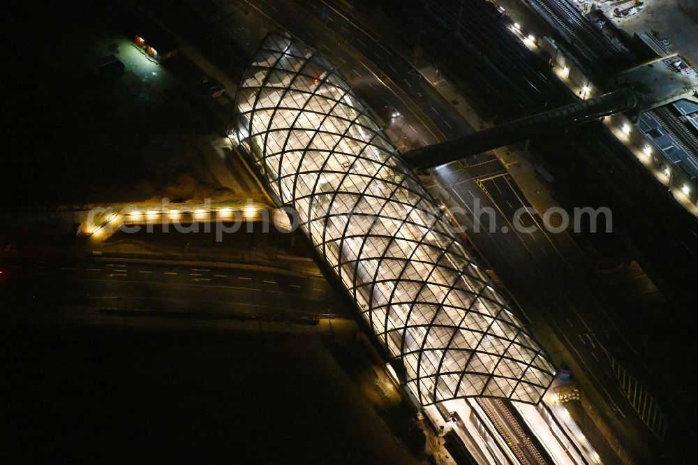 Hamburg at night from the bird perspective: Night lighting construction site for the train stop Elbbruecken of the subway line 4 in Hamburg, Germany