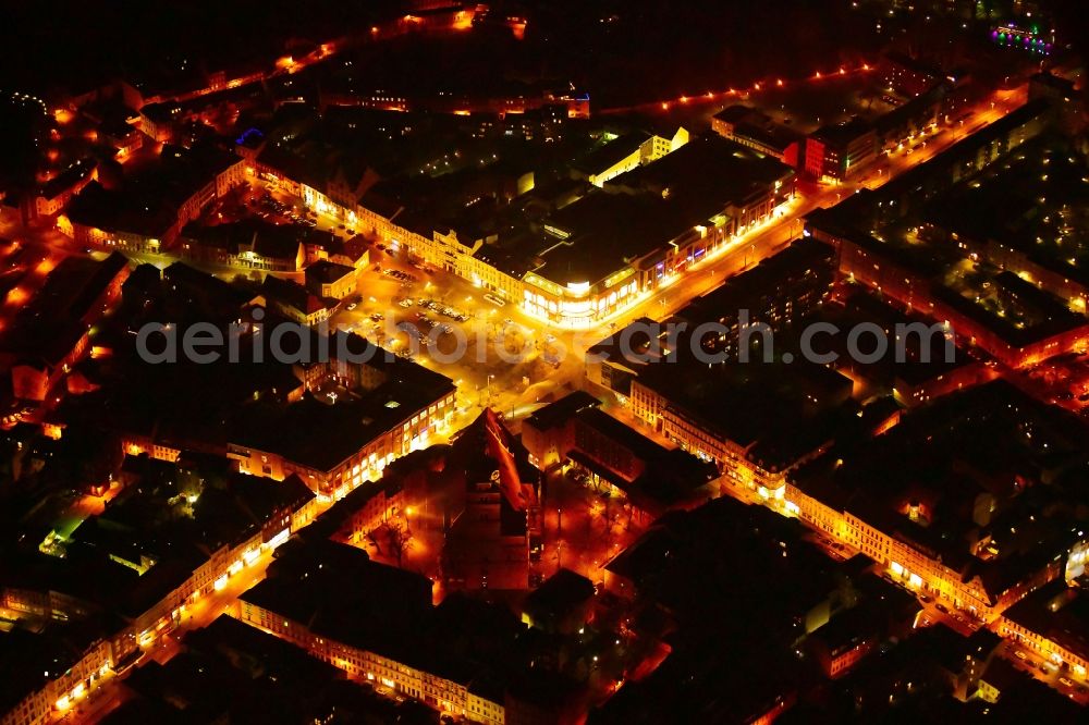 Aerial photograph at night Brandenburg an der Havel - Night lighting neustaedtischer Markt and Church building Katharinenkirche in Brandenburg an der Havel in the state Brandenburg, Germany