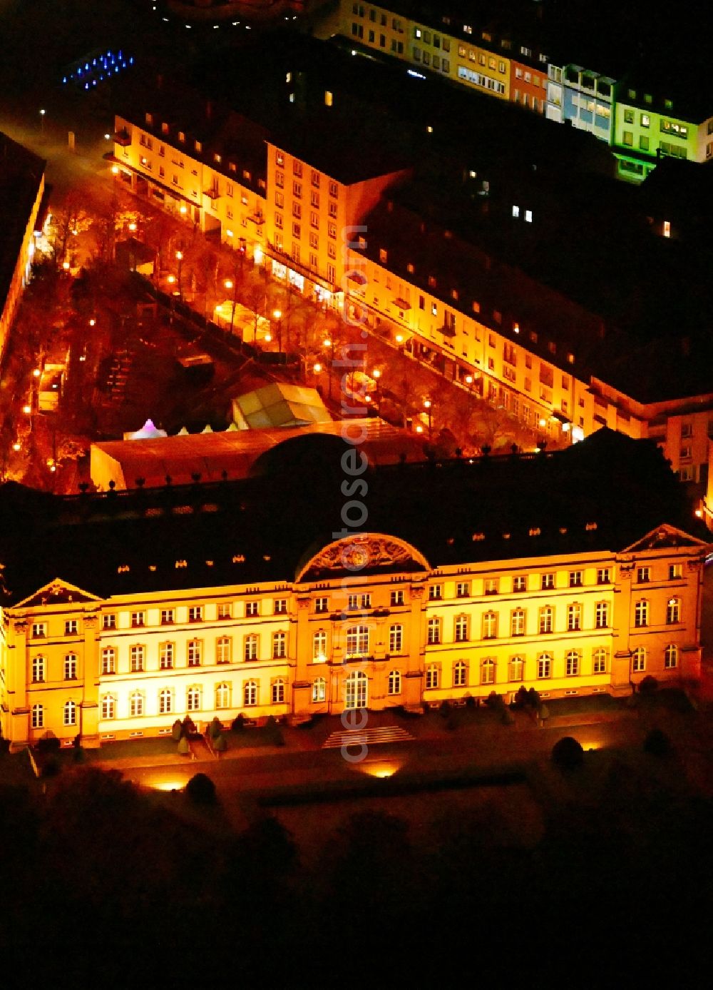 Aerial image at night Zweibrücken - Night lighting palace on place Schlossplatz in the state Rhineland-Palatinate, Germany