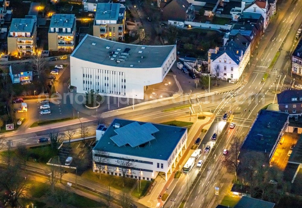 Aerial photograph at night Hamm - Night lighting school building of the Staedtische Musikschule Hamm on street Kolpingstrasse in Hamm in the state North Rhine-Westphalia, Germany