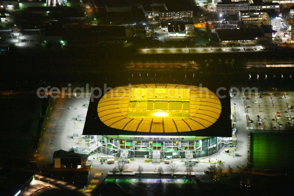 Aerial photograph at night Wolfsburg - Night lighting Sports facility grounds of the Arena stadium Volkswagen Arena In den Allerwiesen in the district Sonderbezirk in Wolfsburg in the state Lower Saxony, Germany