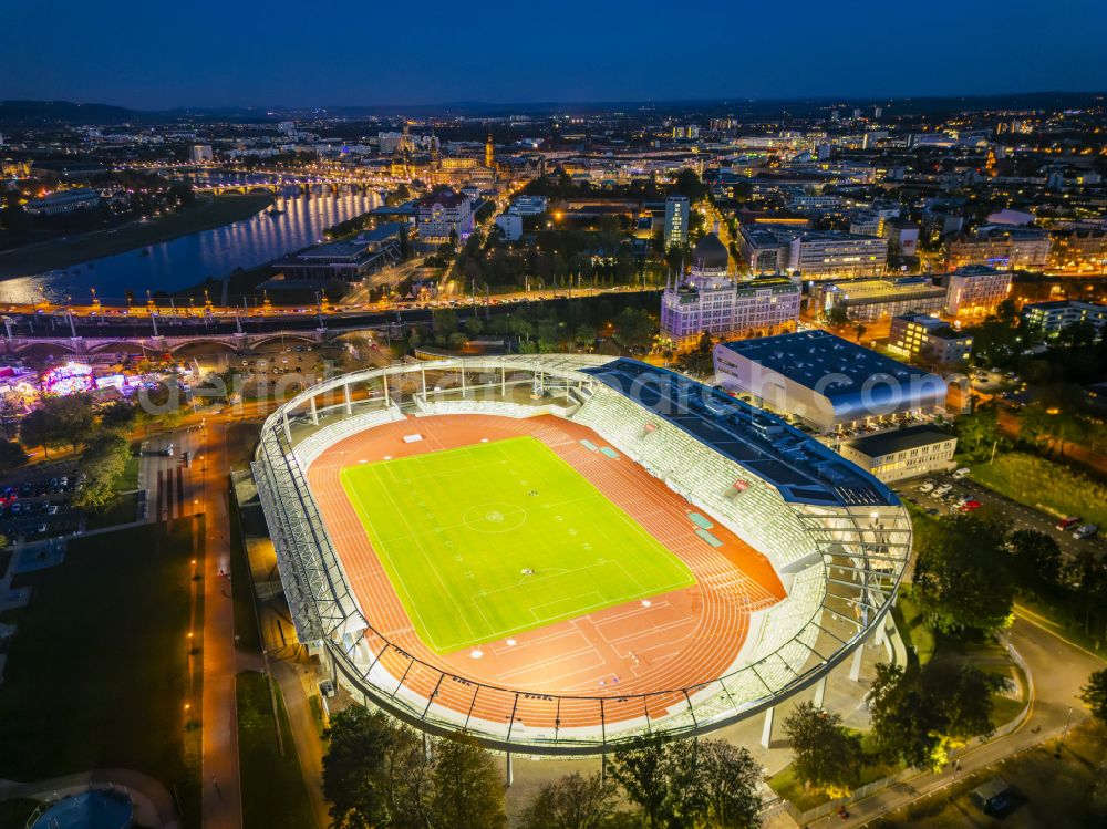 Aerial photograph at night Dresden - Night lighting sports facility area of the stadium Heinz-Steyer-Stadion on the street Pieschener Allee in the district of Friedrichstadt in Dresden in the federal state of Saxony, Germany