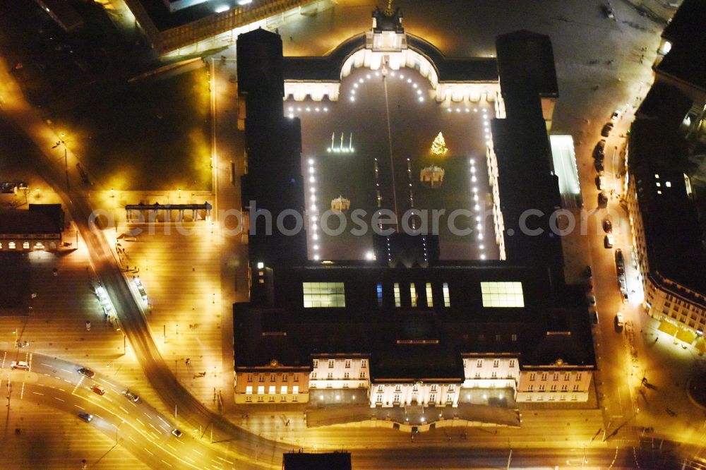 Aerial photograph at night Potsdam - Night lighting Night lights and illumination of the city palace and seat of the Brandenburg State Parliament in Potsdam in the federal state of Brandenburg