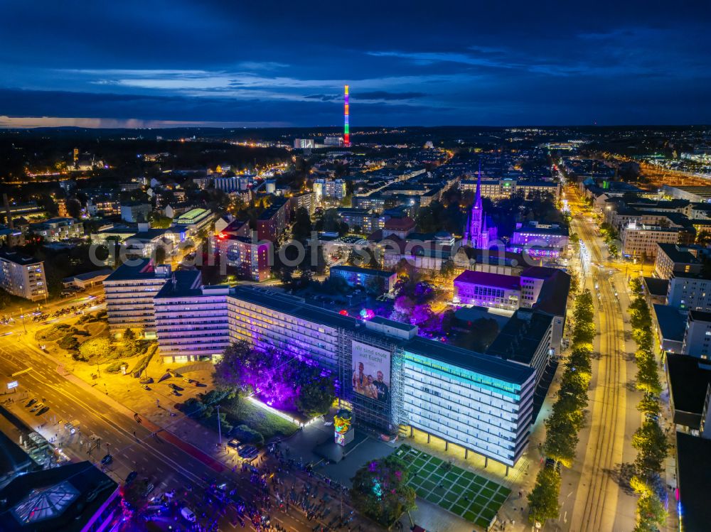 Aerial photograph at night Chemnitz - Night lighting city center in the inner city area at the festival Light our Vision - LICHT.MACHT.PLATZ. on Brueckenstrasse - Strasse der Nationen in the district Zentrum in Chemnitz in the federal state of Saxony, Germany