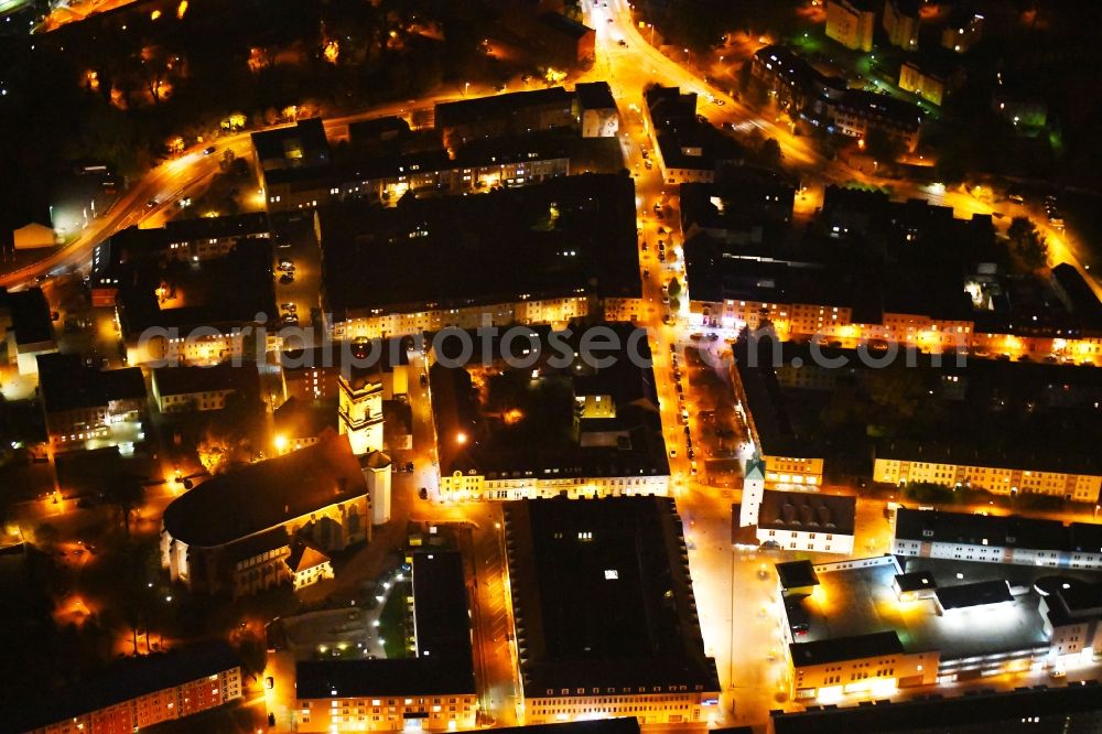 Aerial photograph at night Fürstenwalde/Spree - Night lighting The city center in the downtown area with the St. Marien Kirche and the Altes Rathaus in Fuerstenwalde/Spree in the state Brandenburg, Germany