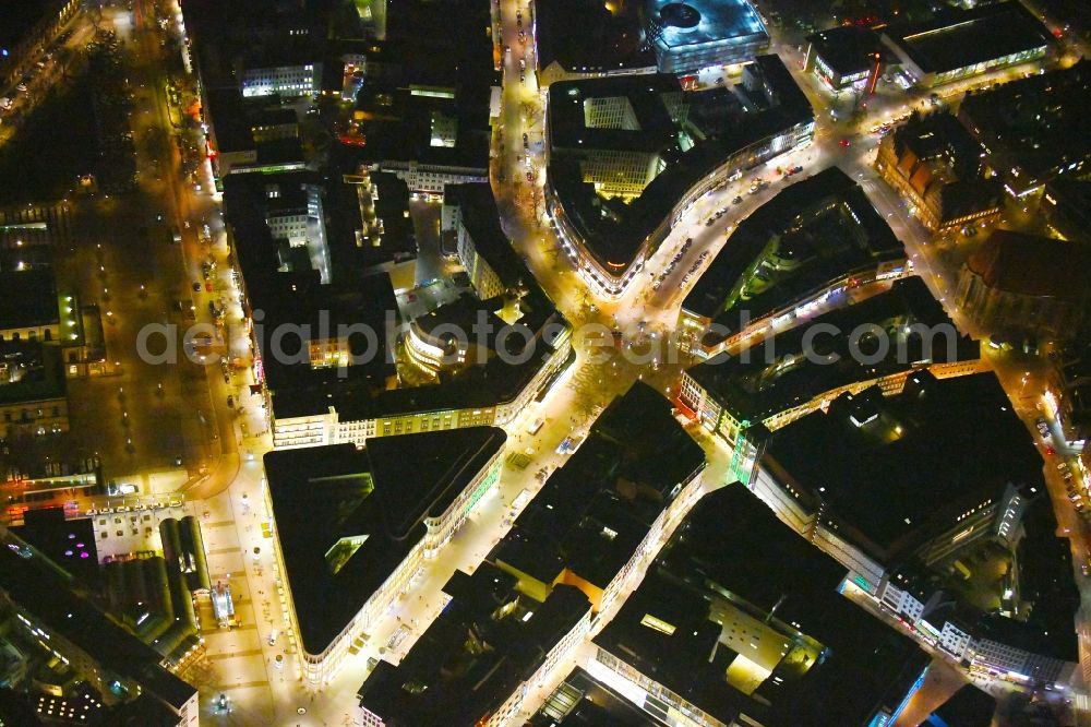 Aerial photograph at night Hannover - Night lighting The city center in the downtown area Georgstrasse - Bahnhofstrasse - Rathenaustrasse - Karmarschstrasse - Osterstrasse in Hannover in the state Lower Saxony, Germany