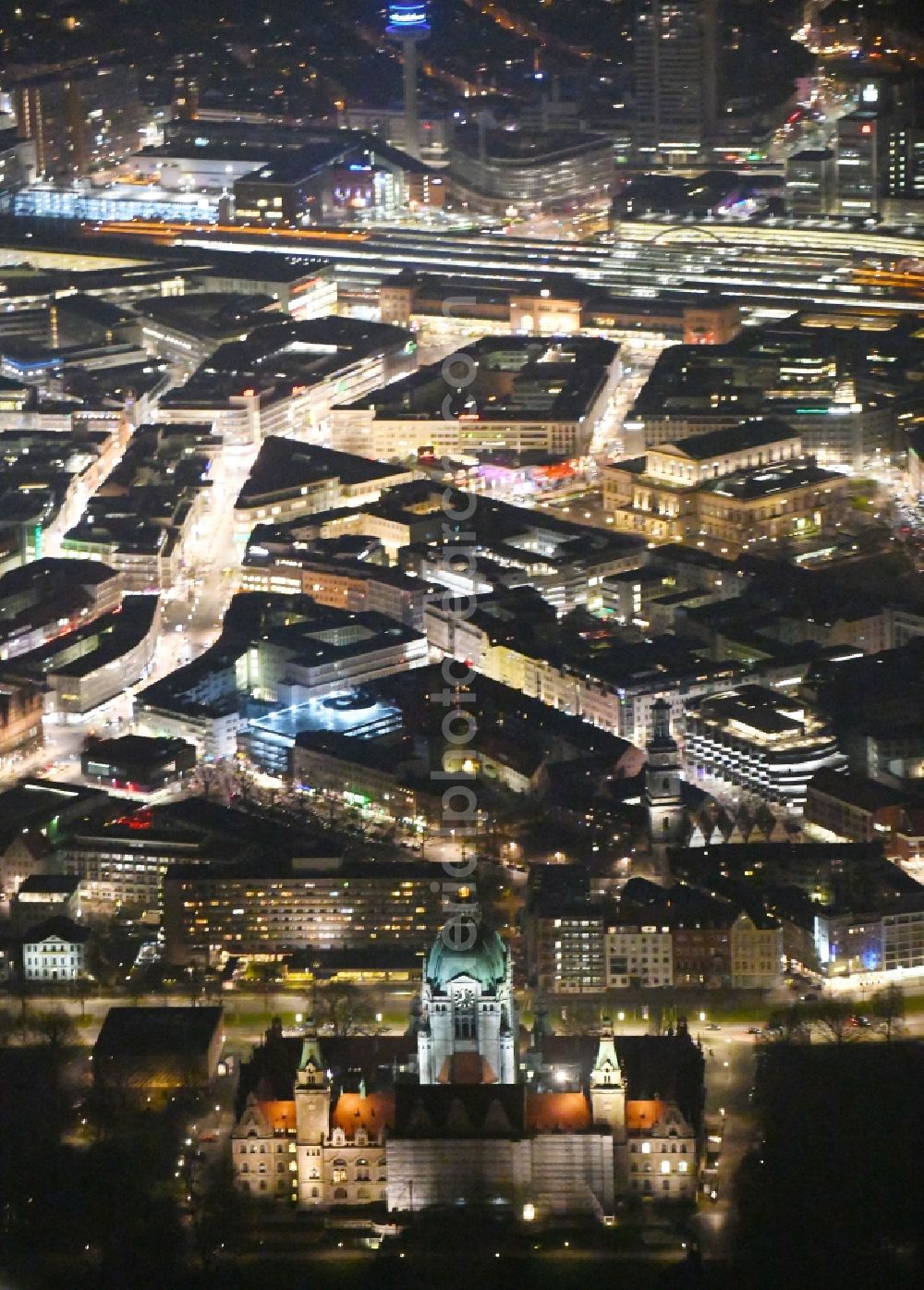 Aerial image at night Hannover - Night lighting Street guide of famous promenade and shopping street Bahnhofstrasse in Hannover in the state Lower Saxony, Germany