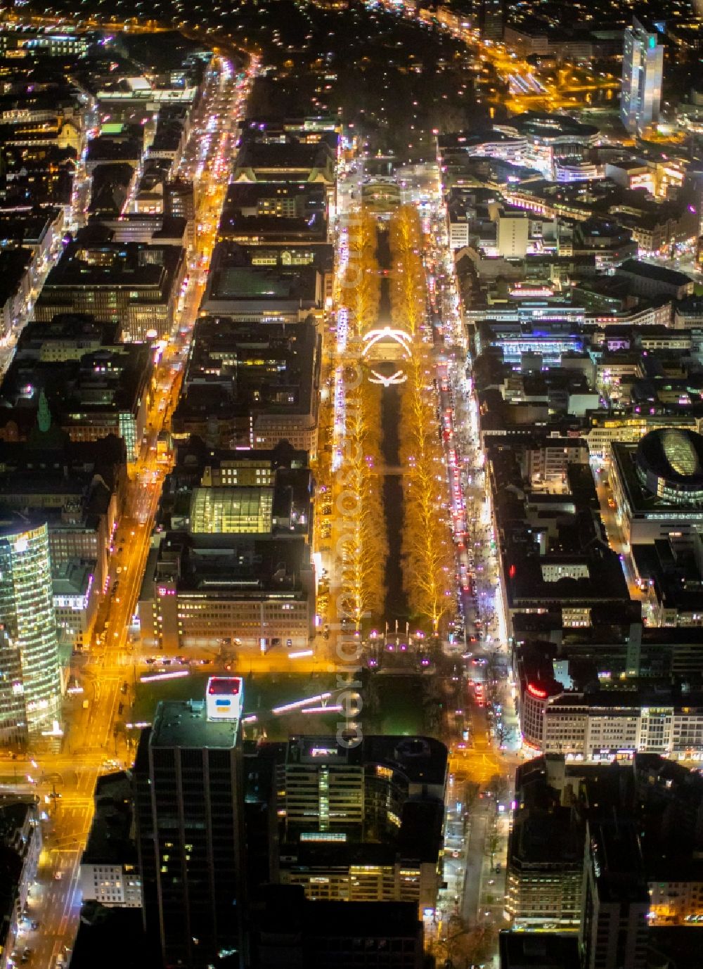 Aerial photograph at night Düsseldorf - Night lighting street guide of famous promenade and shopping street Koenigsallee in the district Stadtmitte in Duesseldorf in the state North Rhine-Westphalia, Germany