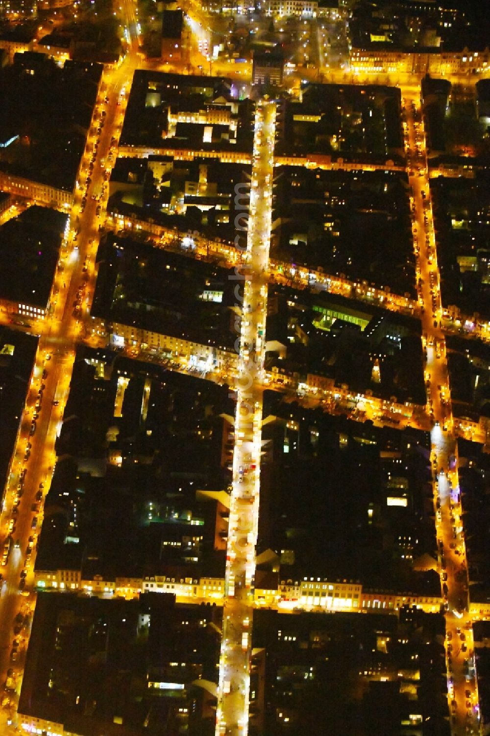 Potsdam at night from above - Night lighting Street - road guidance Gutenbergstrasse - Brandenburger Strasse - Charlottenstrasse in the district Innenstadt in Potsdam in the state Brandenburg, Germany