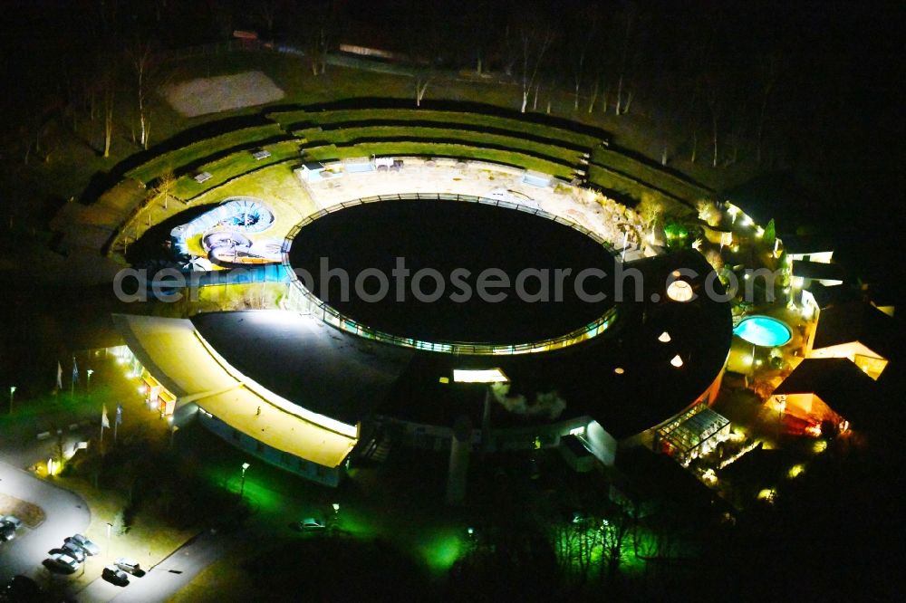 Hohenfelden at night from above - Night lighting Spa and swimming pools at the swimming pool of the leisure facility in Hohenfelden in the state Thuringia, Germany