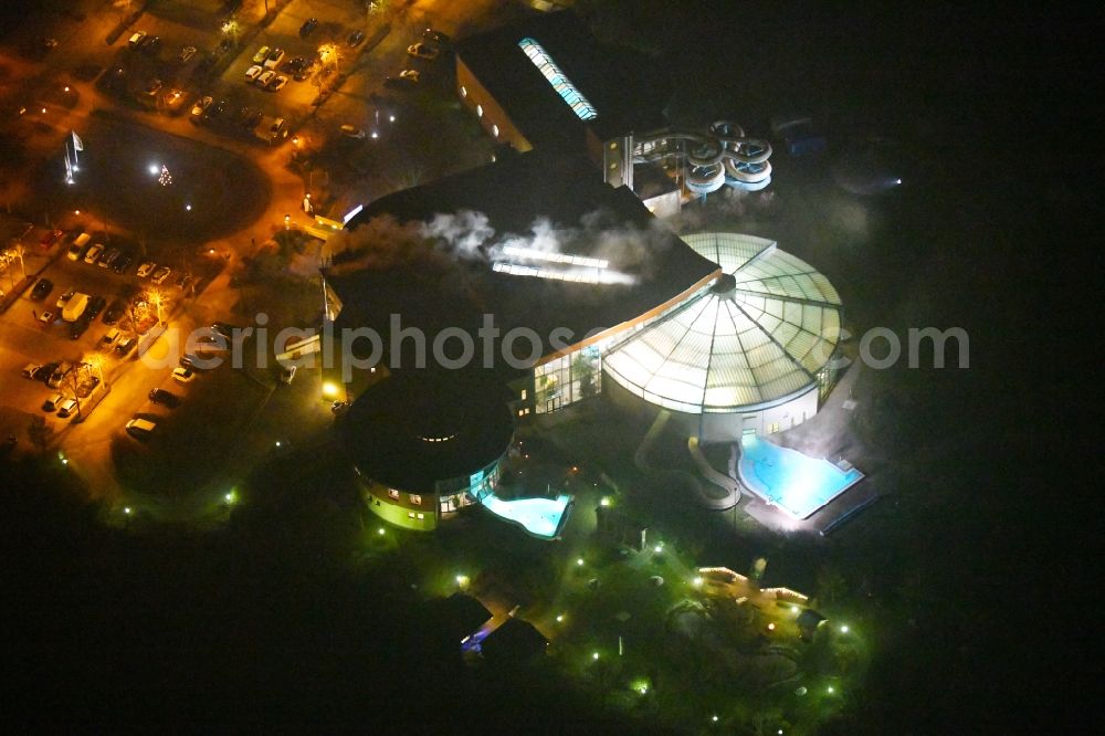 Zeulenroda-Triebes at night from the bird perspective: Night lighting Spa and swimming pools at the swimming pool of the leisure facility Waikiki Zeulenroda in Zeulenroda-Triebes in the state Thuringia, Germany