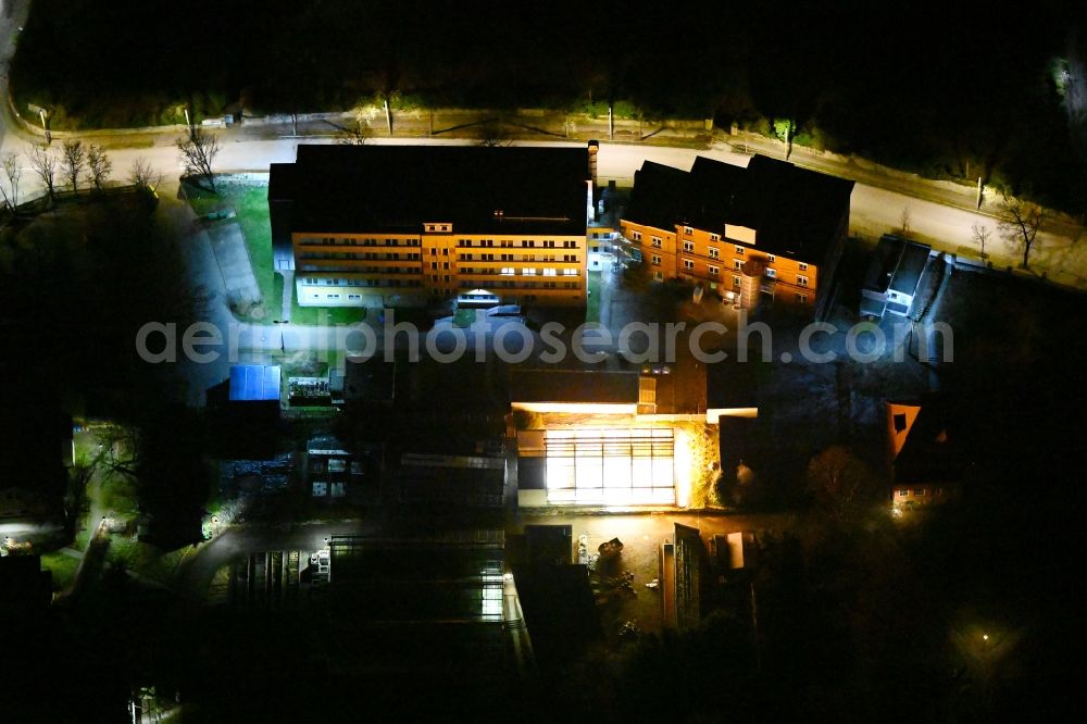 Jena at night from above - Night lighting campus university area Institute for Pharmacy and Chair for Genetics of the Friedrich Schiller University Jena on Philosophenweg in Jena in the state Thuringia, Germany