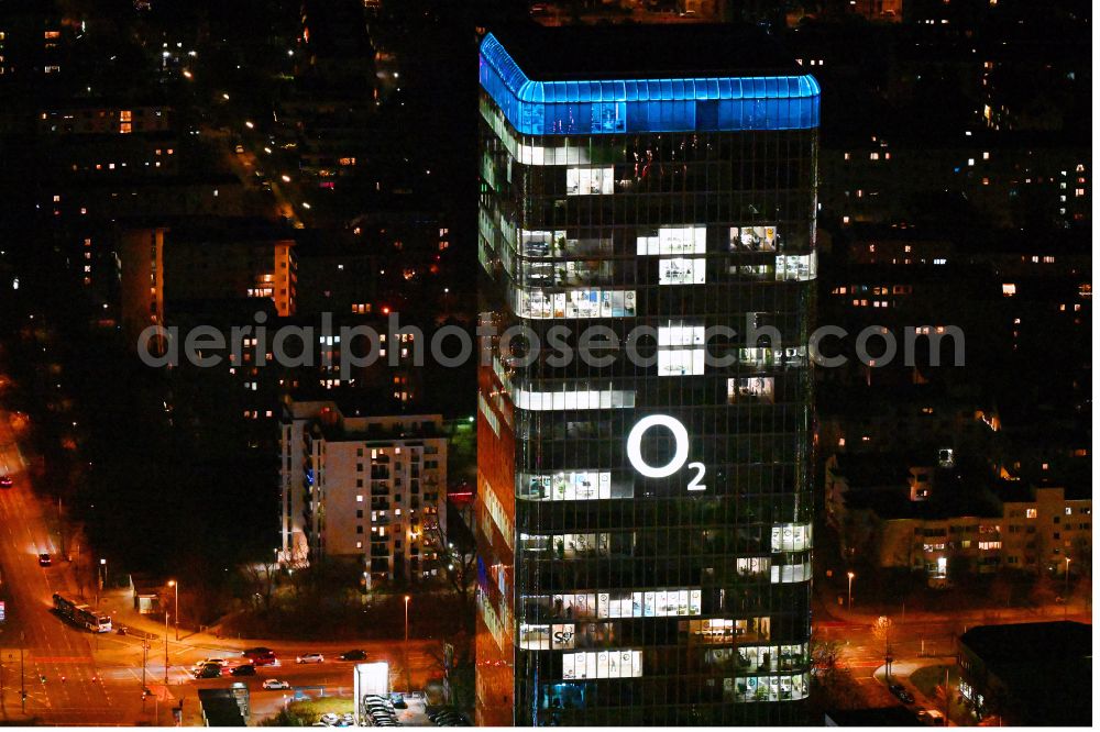 Aerial photograph at night München - Night lighting uptown high-rise building - headquarters of Telefonica Germany (O2) and Astellas Pharma GmbH on Georg-Brauchle-Ring in the Moosach district of Munich in the state of Bavaria