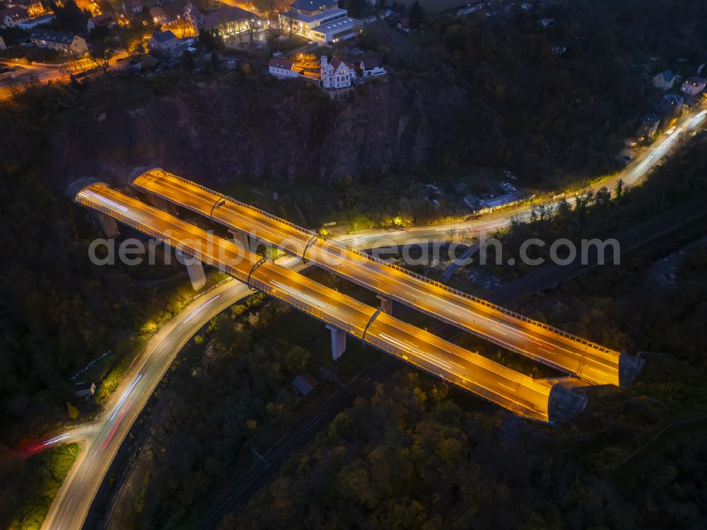 Dresden at night from the bird perspective: Night lighting routing and lanes in the course of the motorway bridge structure of the BAB A 17 Weisseritztalbruecke on street Weisseritztalbruecke in the district Coschuetz in Dresden in the state Saxony, Germany