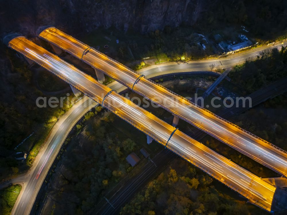 Aerial photograph at night Dresden - Night lighting routing and lanes in the course of the motorway bridge structure of the BAB A 17 Weisseritztalbruecke on street Weisseritztalbruecke in the district Coschuetz in Dresden in the state Saxony, Germany