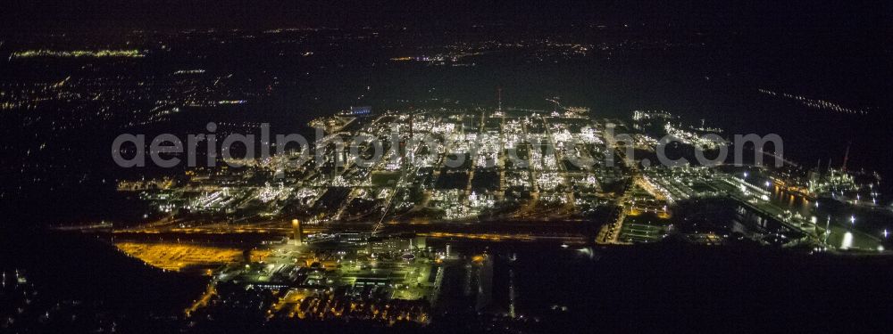 Aerial photograph at night Marl - Night Aerial view of the facilities of the Marl Chemical Park (formerly Chemische Werke Huls AG) in the Ruhr area in North Rhine-Westphalia