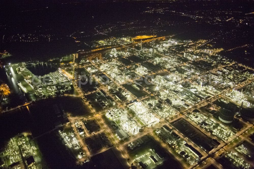 Aerial photograph at night Marl - Night Aerial view of the facilities of the Marl Chemical Park (formerly Chemische Werke Huls AG) in the Ruhr area in North Rhine-Westphalia