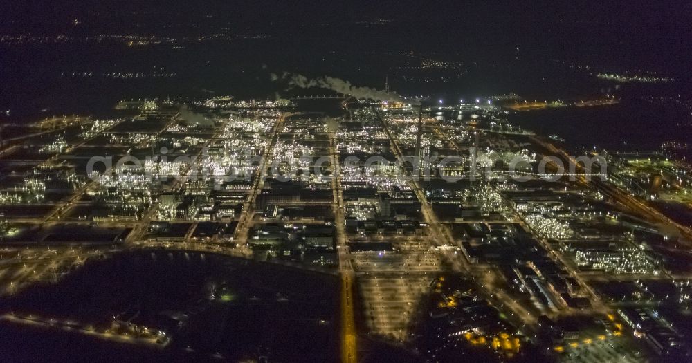 Aerial photograph at night Marl - Night Aerial view of the facilities of the Marl Chemical Park (formerly Chemische Werke Huls AG) in the Ruhr area in North Rhine-Westphalia