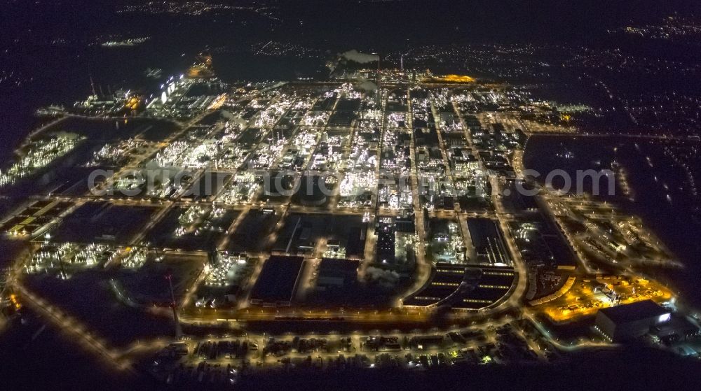 Aerial image at night Marl - Night Aerial view of the facilities of the Marl Chemical Park (formerly Chemische Werke Huls AG) in the Ruhr area in North Rhine-Westphalia