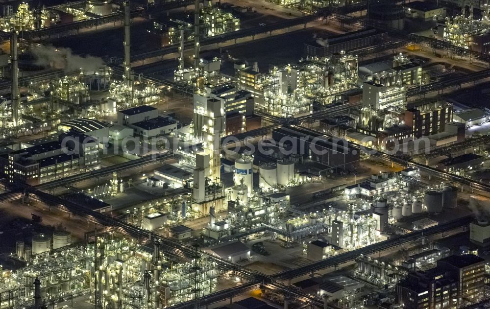 Marl at night from the bird perspective: Night Aerial view of the facilities of the Marl Chemical Park (formerly Chemische Werke Huls AG) in the Ruhr area in North Rhine-Westphalia