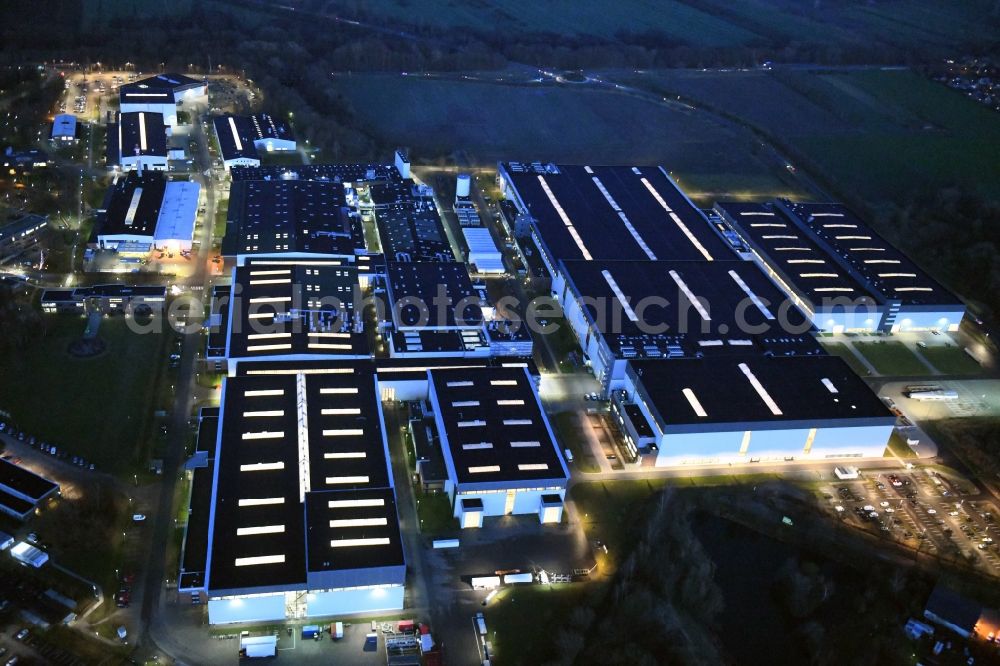 Aerial image at night Stade - Night lighting building and production halls on the premises of Airbus Operations GmbH on Airbus-Strasse in Stade in the state Lower Saxony, Germany